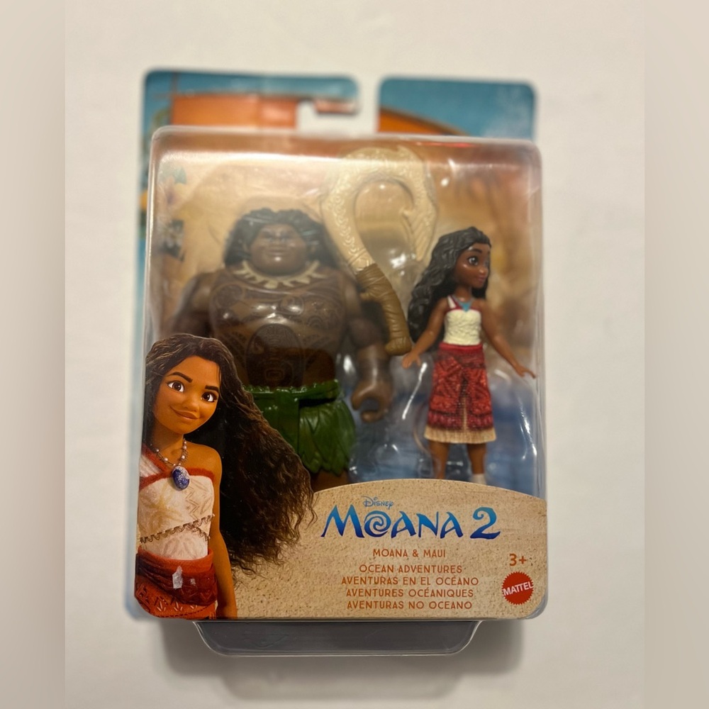 Disney Moana and Maui ocean adventure action figure new in packaging set
